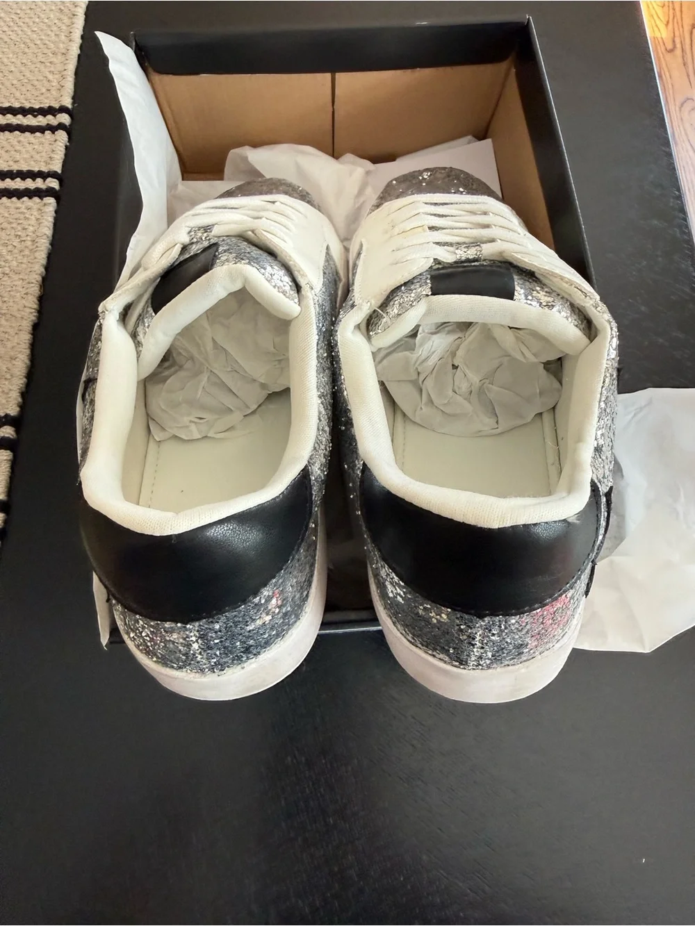 New! INC International Concepts Kids Glitter Sparkle Sneakers w/stars (SZ 5M)